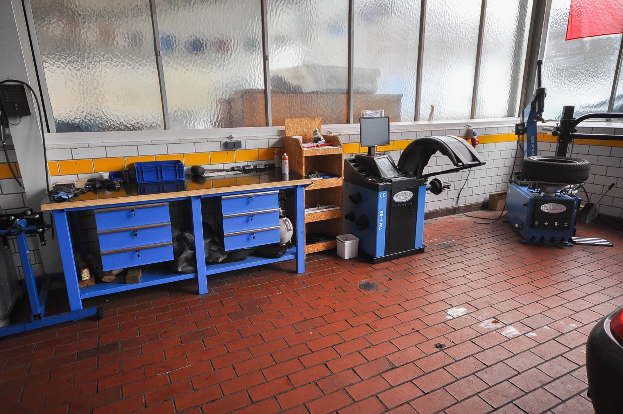 Werkstatt Amrein Automobile — Karosserie